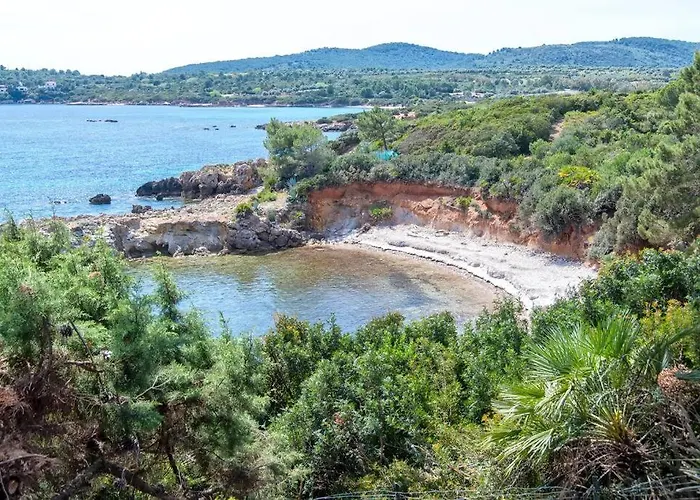 Elicriso Le Bombarde, Villa Alghero