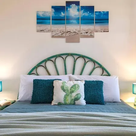 Elicriso Le Bombarde, * Alghero