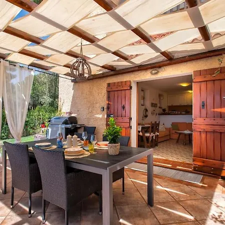 Villa Elicriso Le Bombarde,