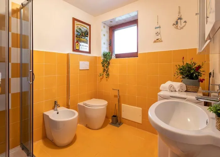 Villa Elicriso Le Bombarde,